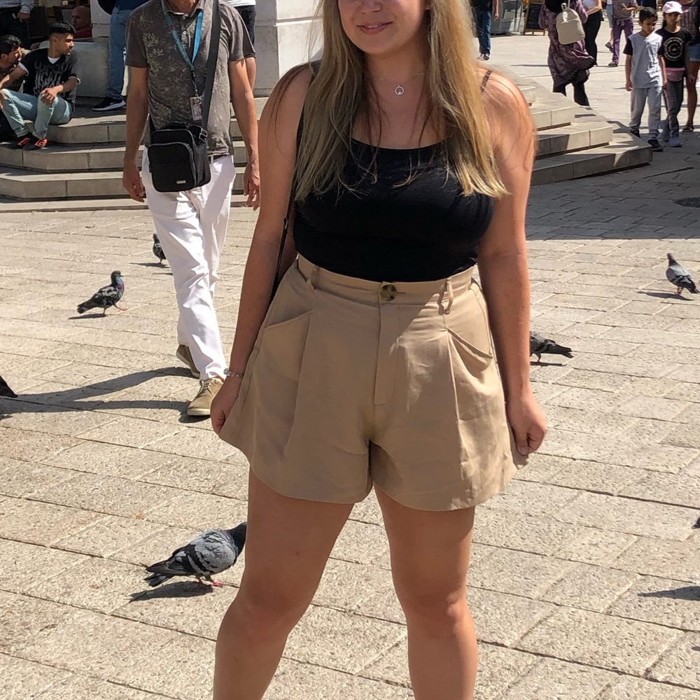 Nude Zara shorts size L